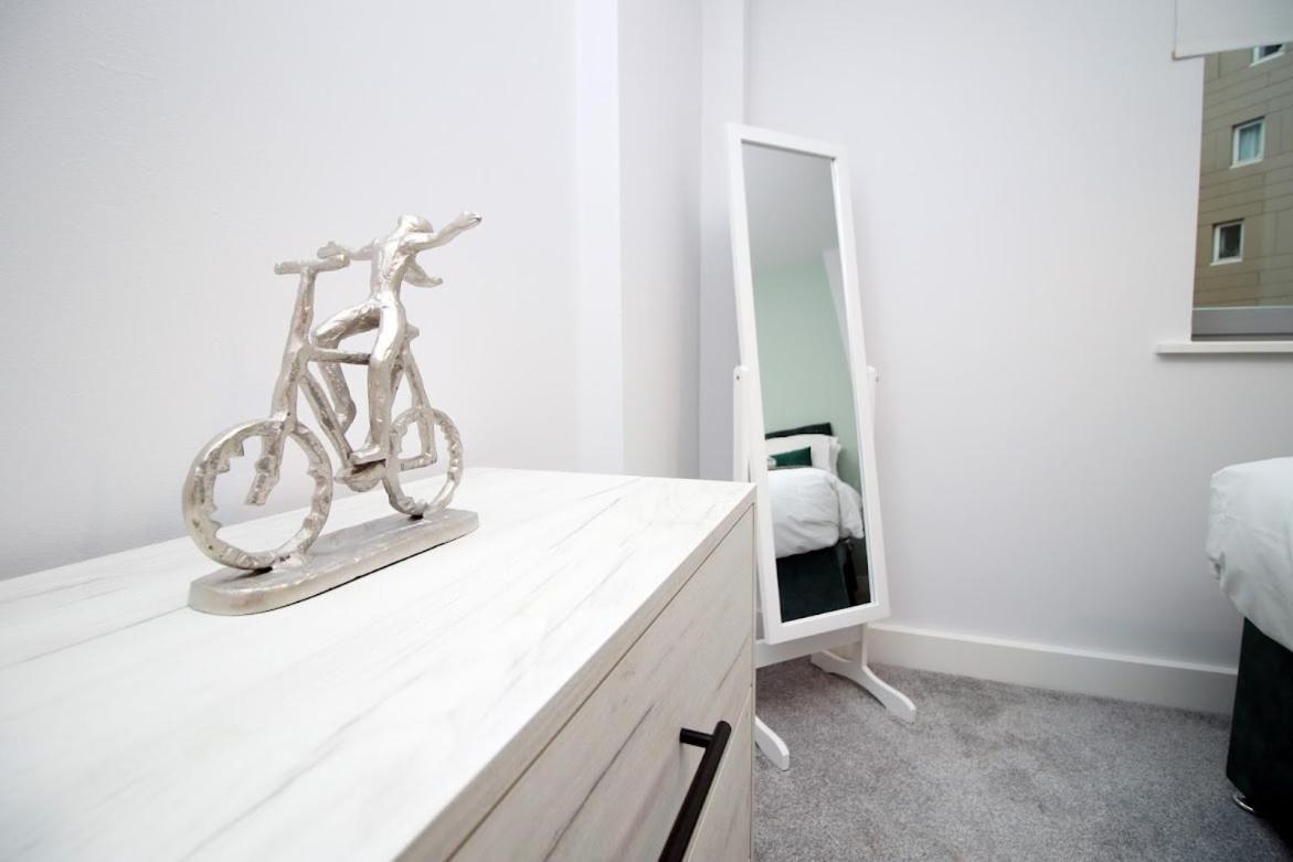 Hamilton Court 1Bedroom Apartment, Bright And Central Location With Balcony And Wi-Fi 브리스틀 외부 사진